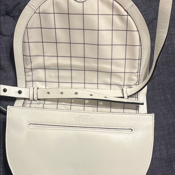 Kate Spade Cream Crossbody Bag with Grid Interior - Picture 3 of 8